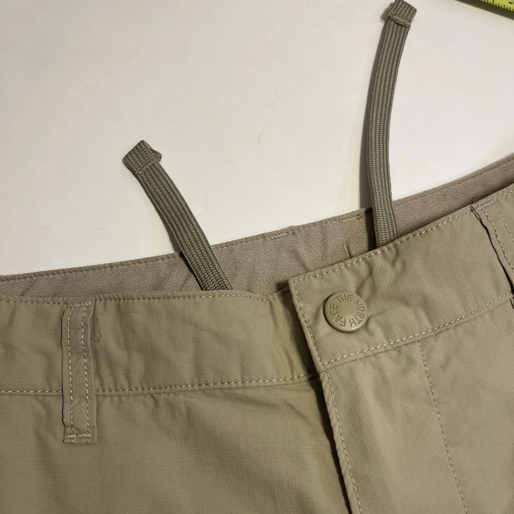 The North Face Paramount Trail Convertible Pants Men's Size 30 Khaki Cargo Pants